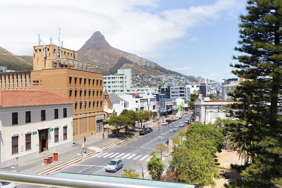 To Let 2 Bedroom Property for Rent in Sea Point Western Cape
